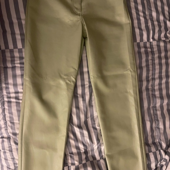 Brand New with Tags, Pastel Green leather look material - Picture 3 of 6